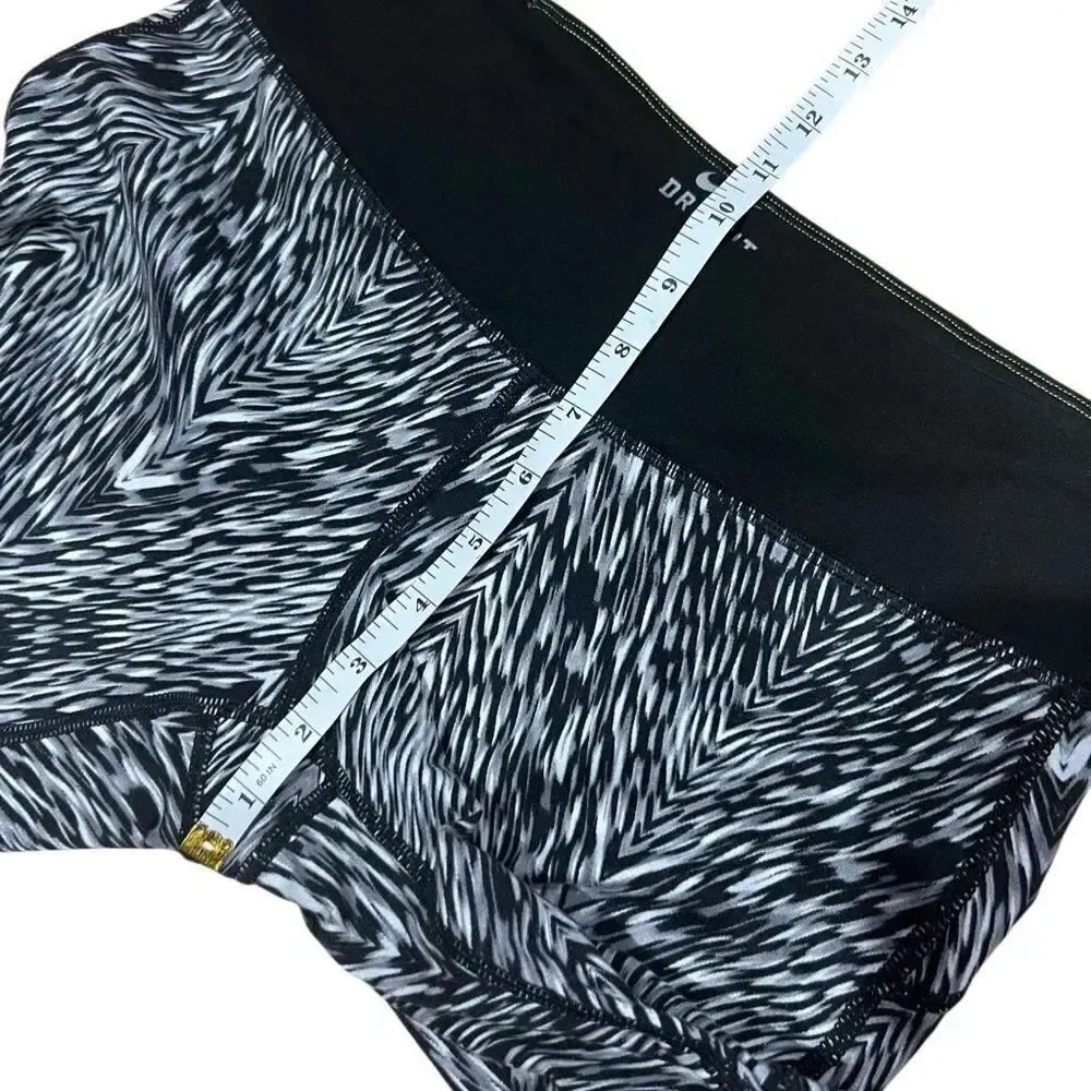 Nike Womens Epic Run Printed Dri fit Capri Leggings Size Medium